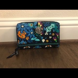 Vera Bradley Turn-lock Wallet